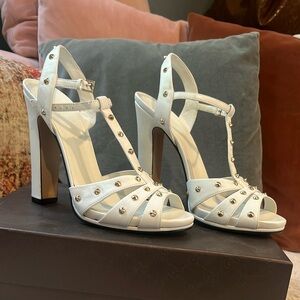 Gucci White Heels with Gold Studs
